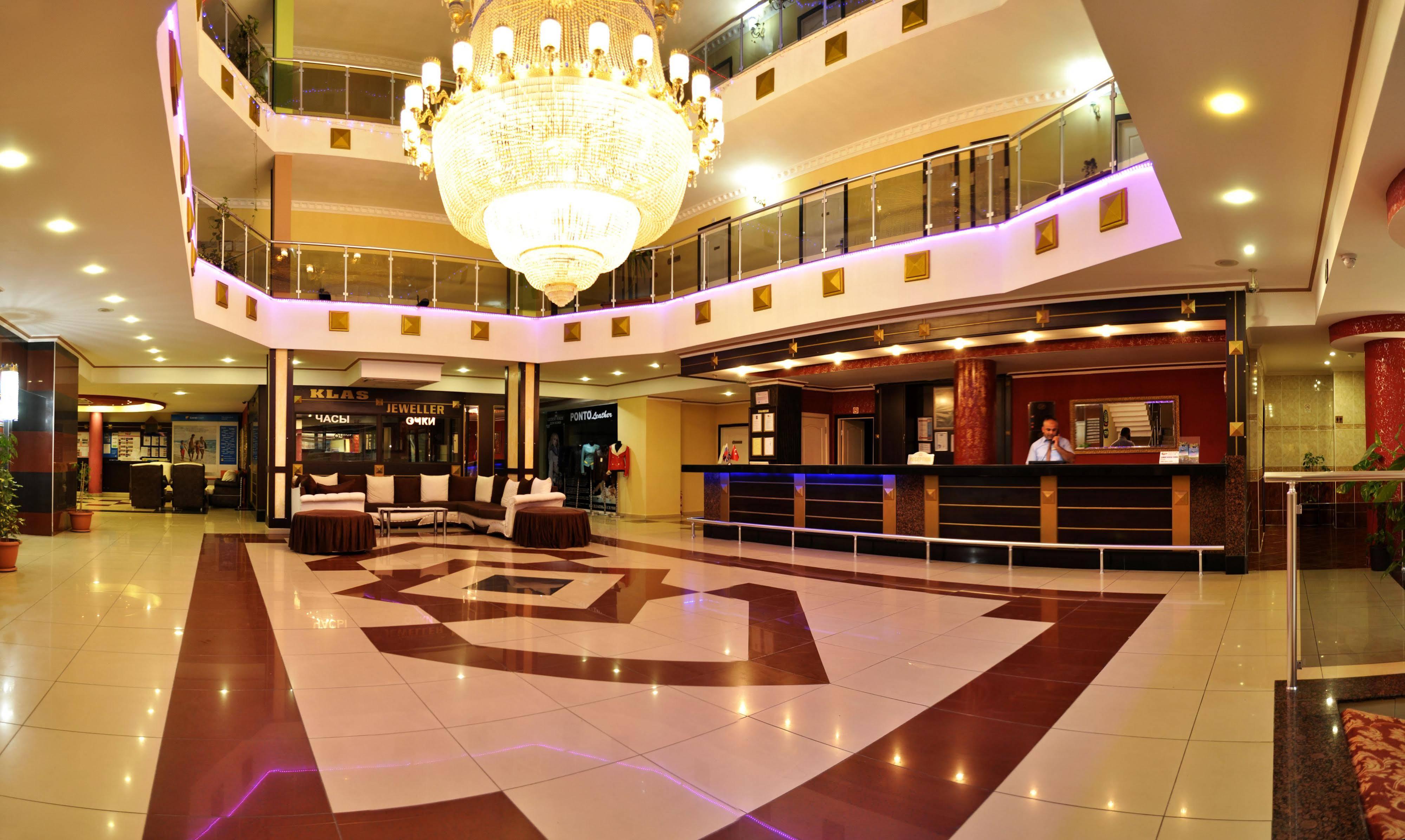 First Class Hotel Аланя Екстериор снимка