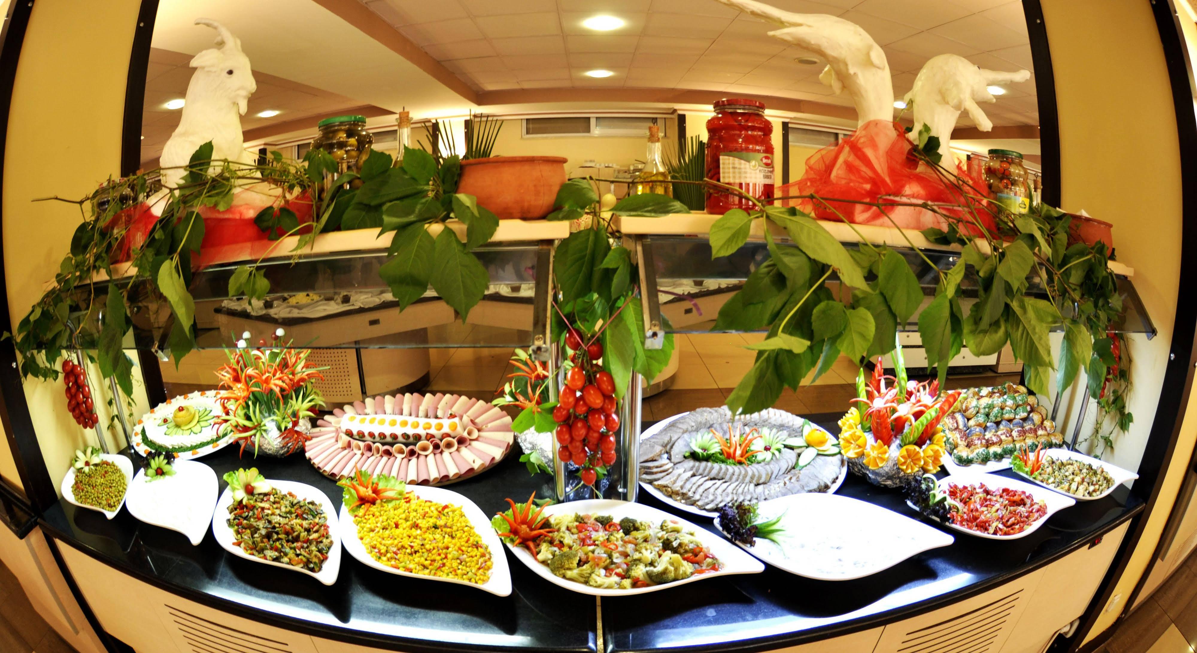 First Class Hotel Аланя Екстериор снимка