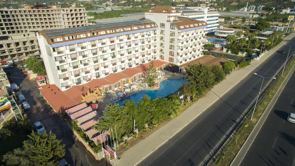 First Class Hotel Аланя Екстериор снимка